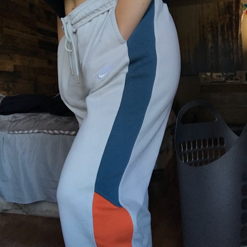 Men’s Nike joggers